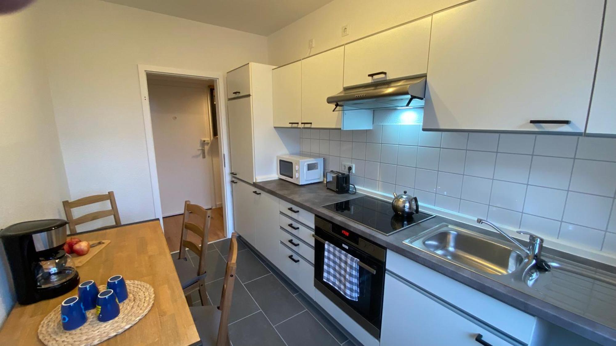 Charlie , Solingen Mitte, Ferien/Messe Wohnung Fuer Bis Zu 5 Personen Esterno foto